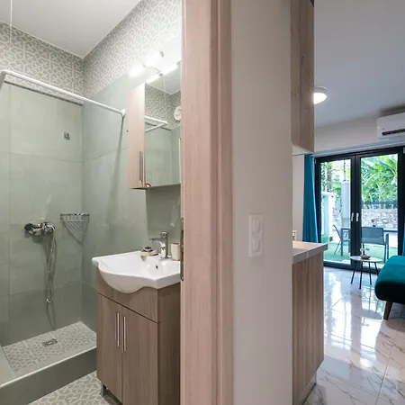 Апарт-отель Pomegranate Каламата