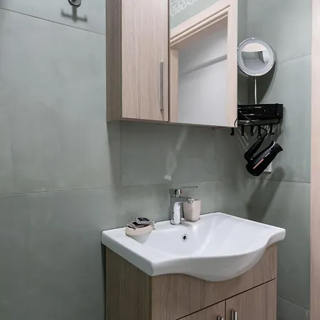 Pomegranate 3* Каламата