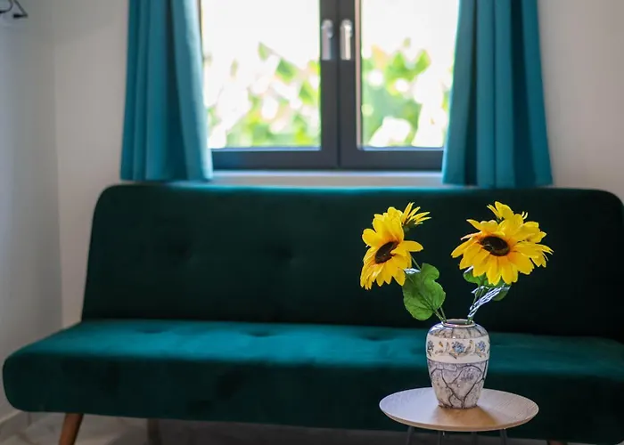 Pomegranate 公寓式酒店 3*