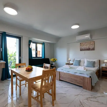 Aparthotel Pomegranate