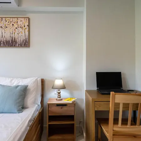 Aparthotel Pomegranate Kalamata