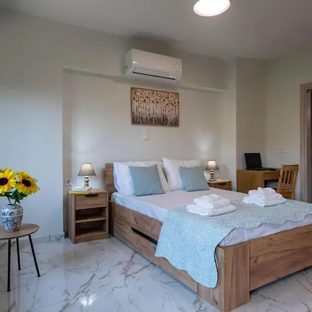 Aparthotel Pomegranate 3*