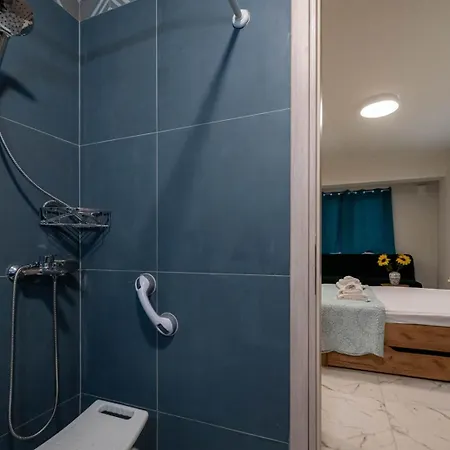 Aparthotel Pomegranate