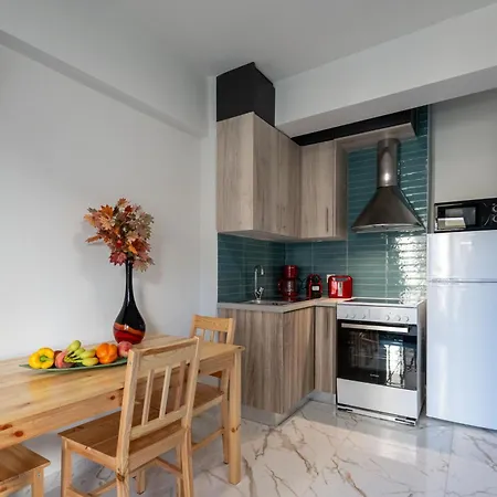 Aparthotel Pomegranate 3*
