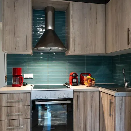 Aparthotel Pomegranate 3*