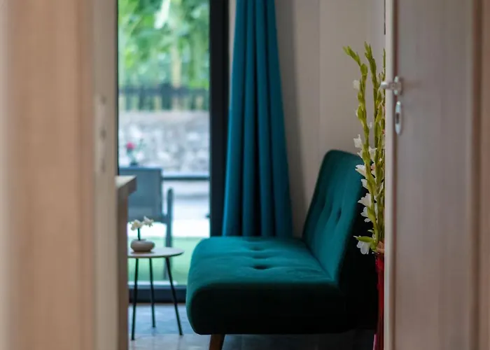 Pomegranate Appart hôtel 3*